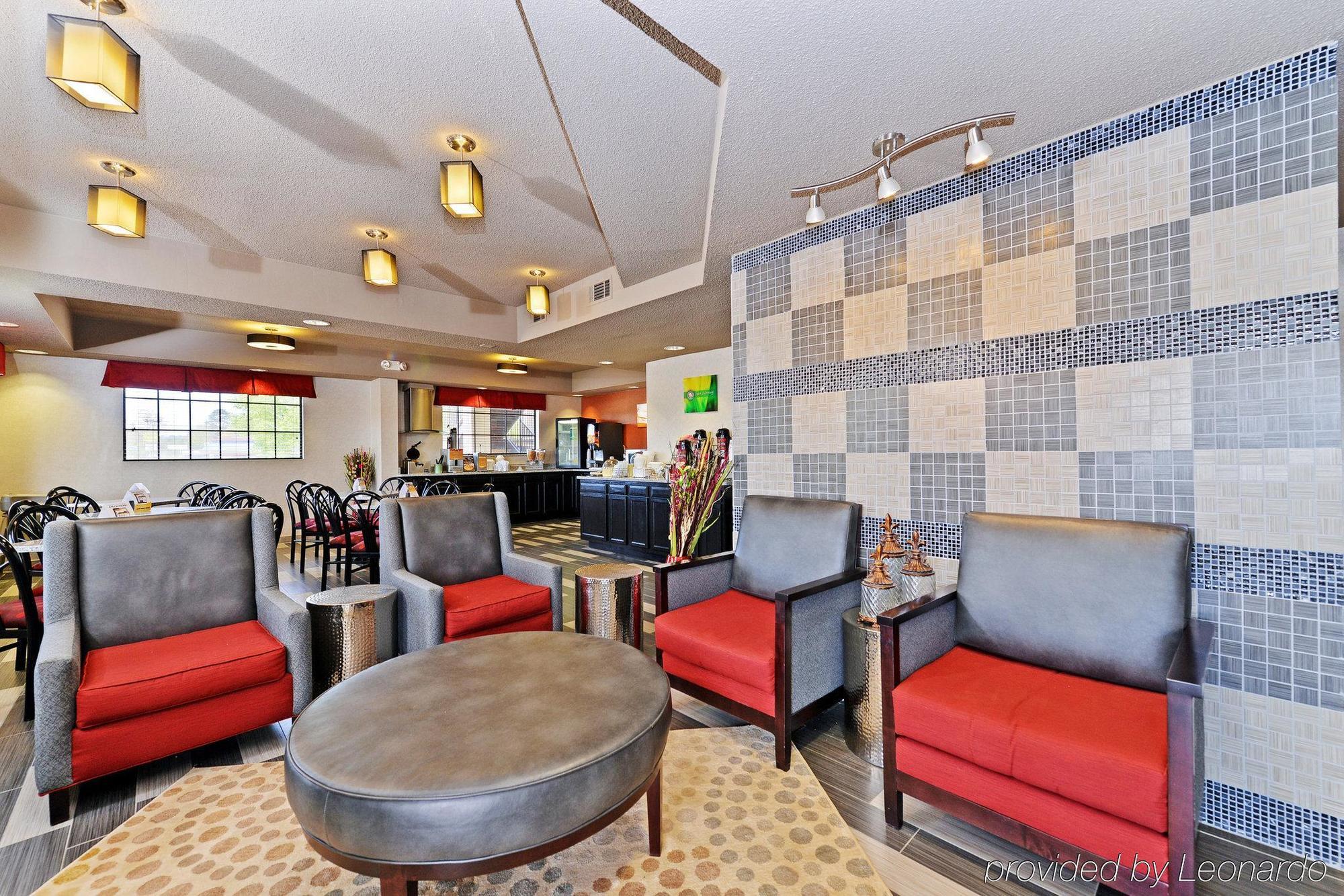 Inn Quality Near Parc 2*